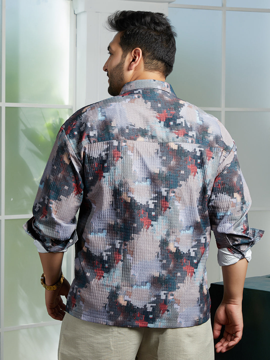 Artistic-Blur Shirt