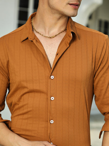 Spiralknot-Tactile Shirt