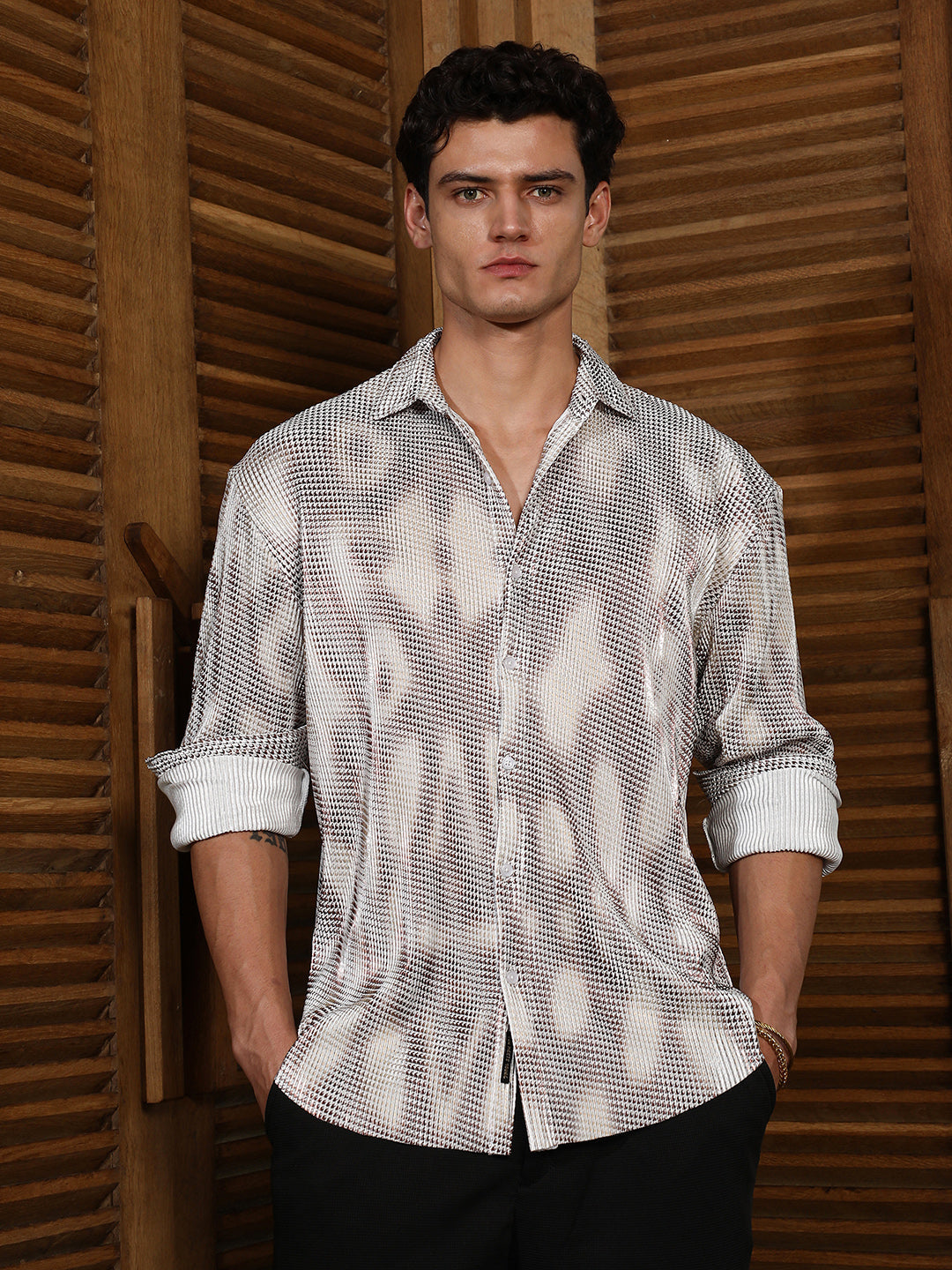 Off-White & Antique Gold Metallic Abstract-Gradient Pleated Shirt
