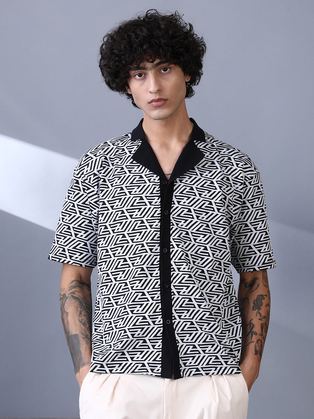 Angleline-Imprint Cuban-Polo Shirt