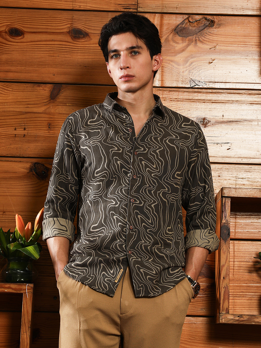 Constract-Fluid Jacquard Shirt