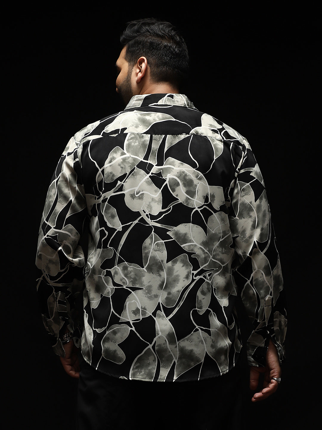 Artistic-Foliage Lined Imrprint Shirt
