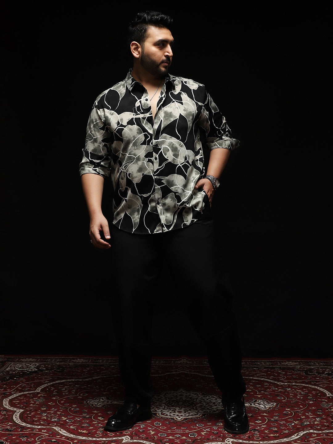 Artistic-Foliage Lined Imrprint Shirt
