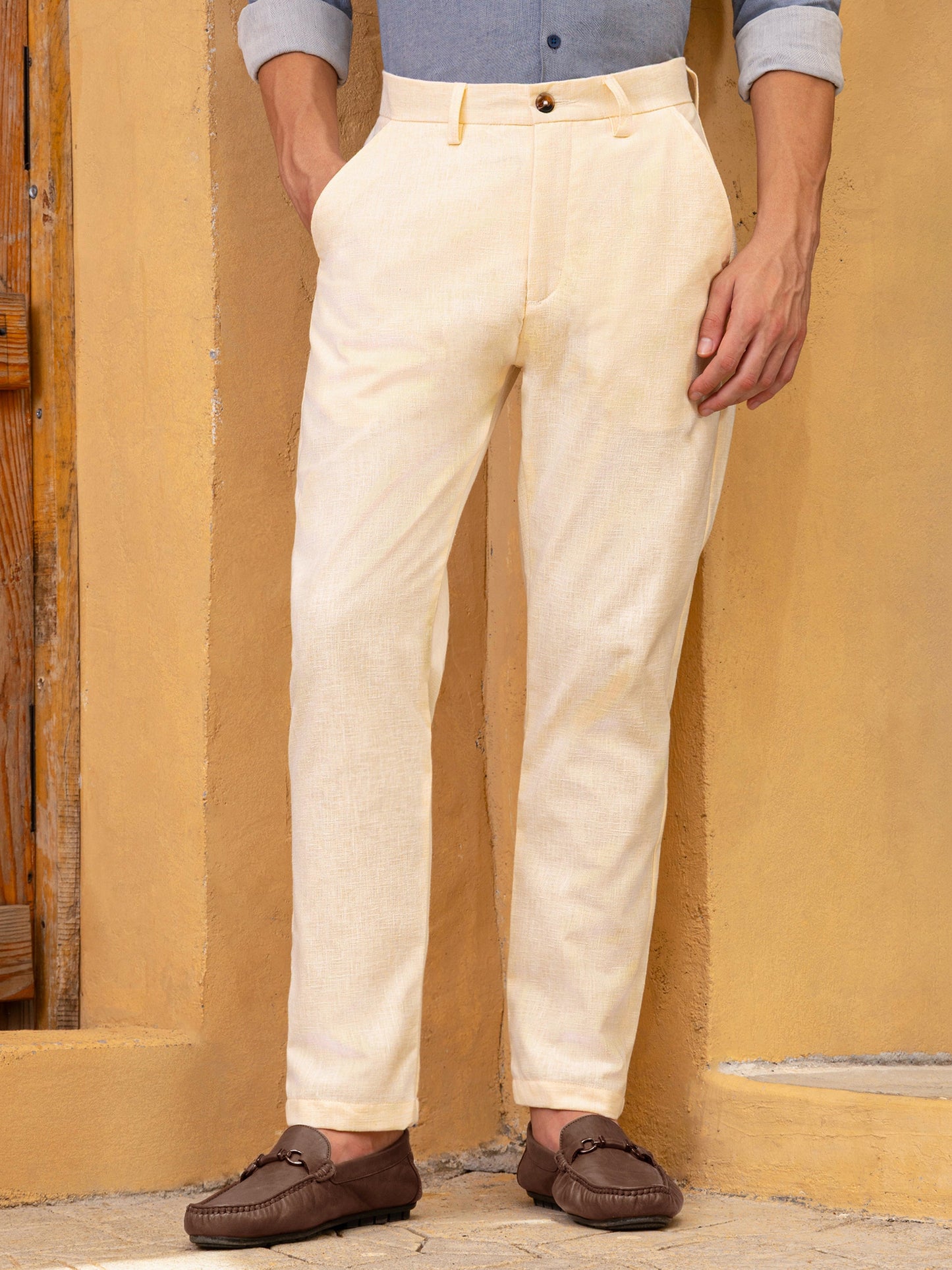 Mid-Rise Tapered Fit Trouser