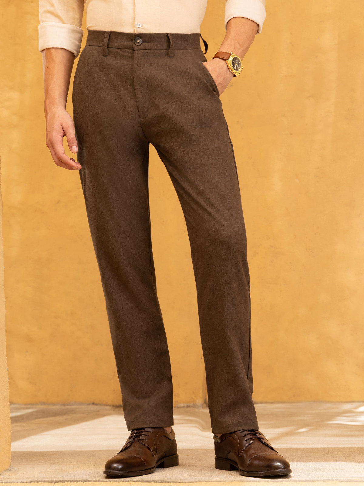 Mid-Rise Tapered Fit Trouser