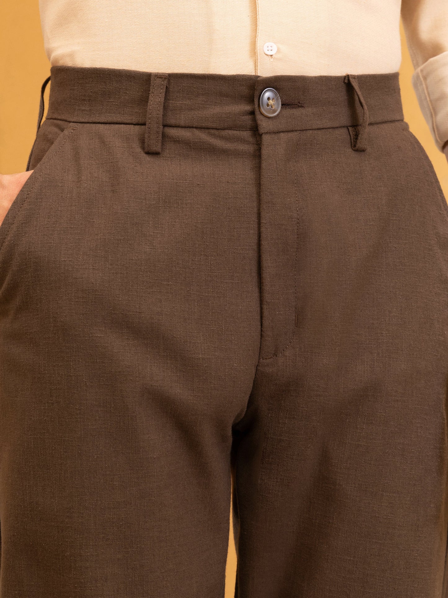 Mid-Rise Tapered Fit Trouser