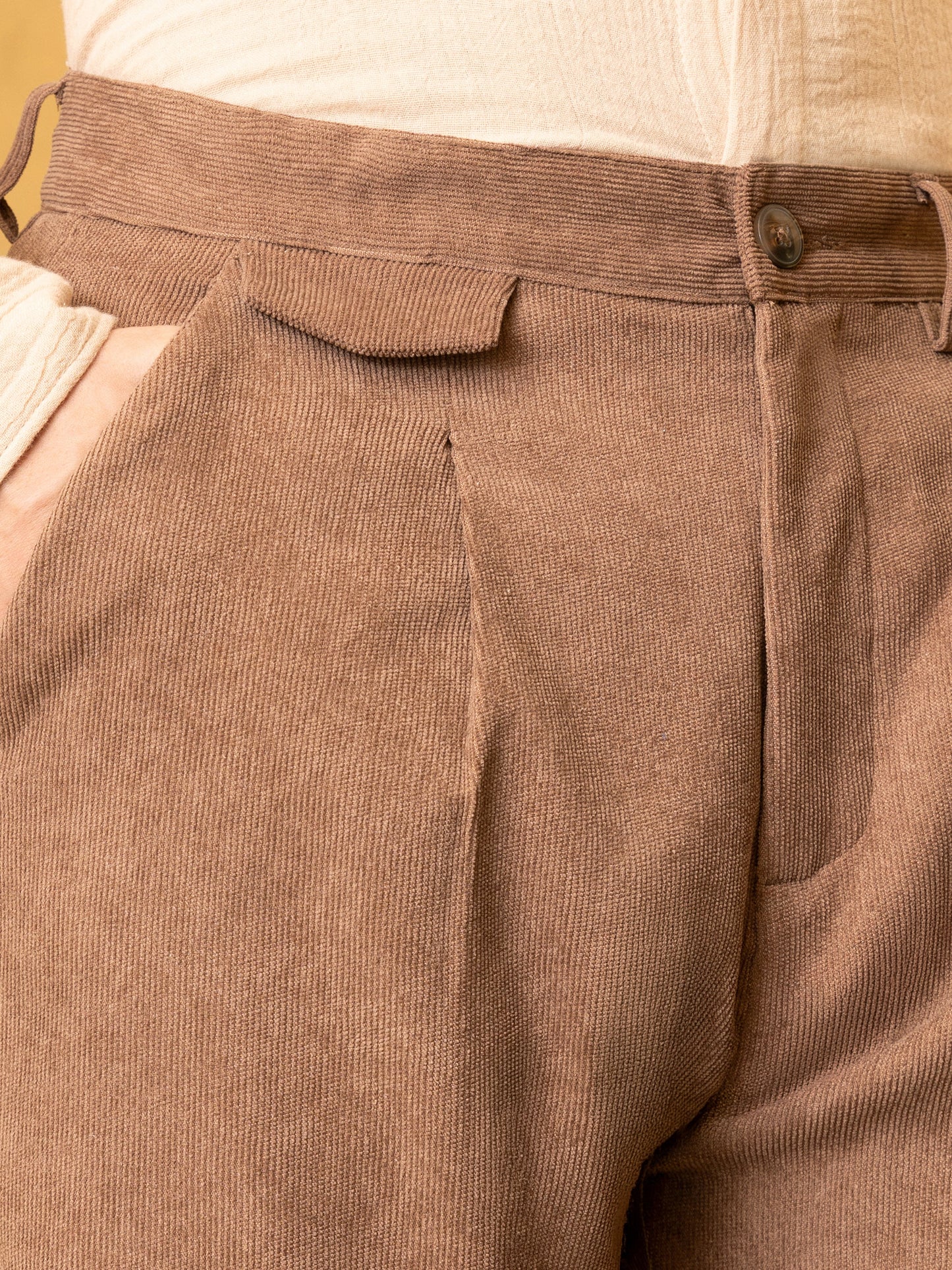 Mid-Rise Single Pleat Corduroy Regular Fit Trouser