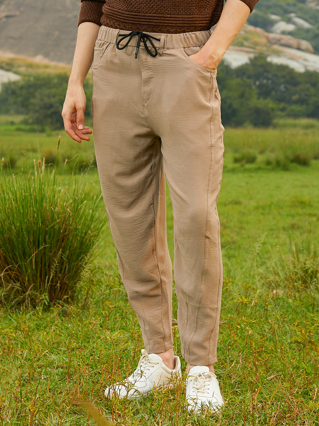 Solid Tapered Trousers
