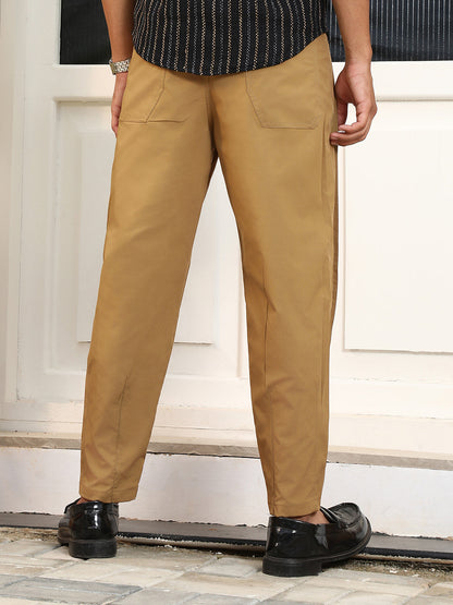 Pleated-Tapered Trousers
