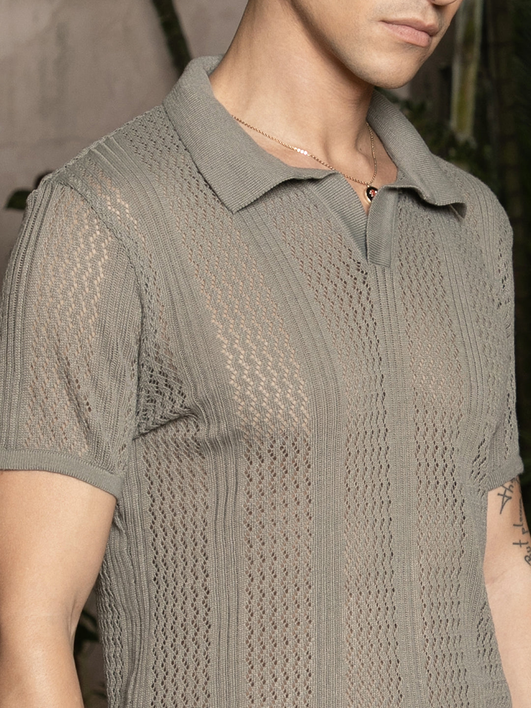 Chevron-Lined Textured Polo T-Shirt