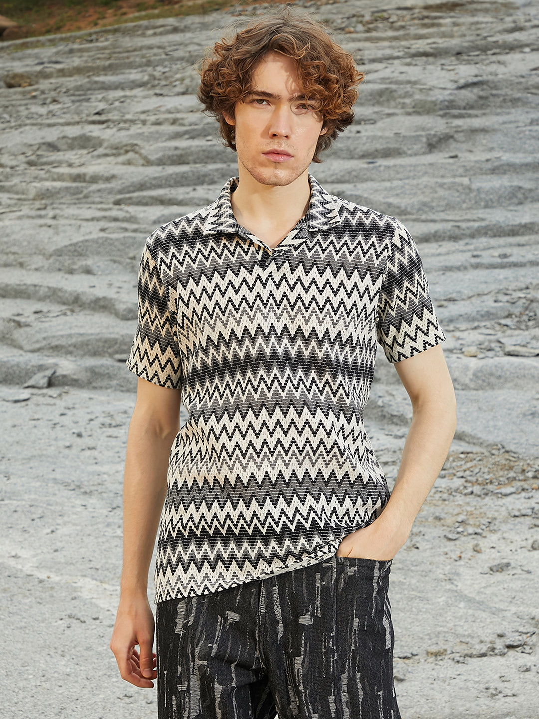 Zig-Zag Knit Polo T-Shirt