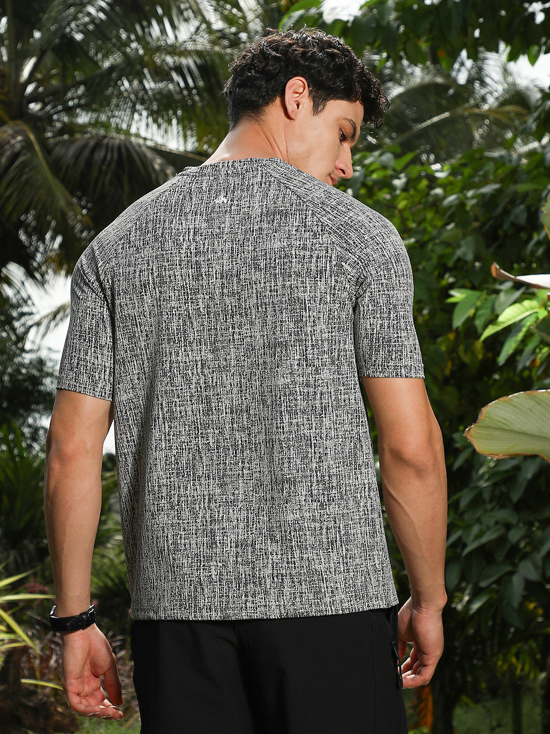 Coin Grey & Midnight Black Contrast-Heathered Knitted T-Shirt