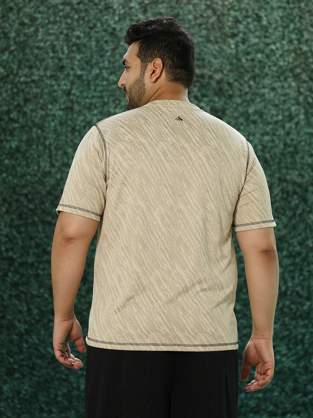 Plash-Imprint Activewear T-Shirt