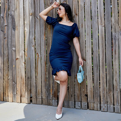 Puff-Sleeved Creased Dress