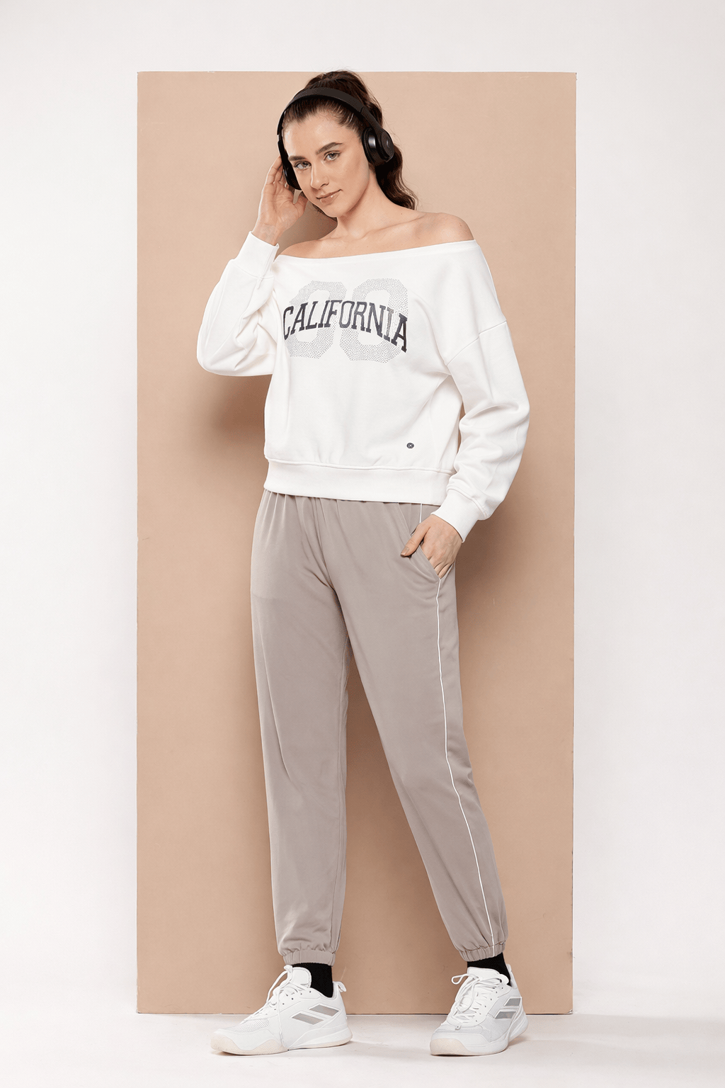 SideFall O_x001F_ Shoulder Pullover
