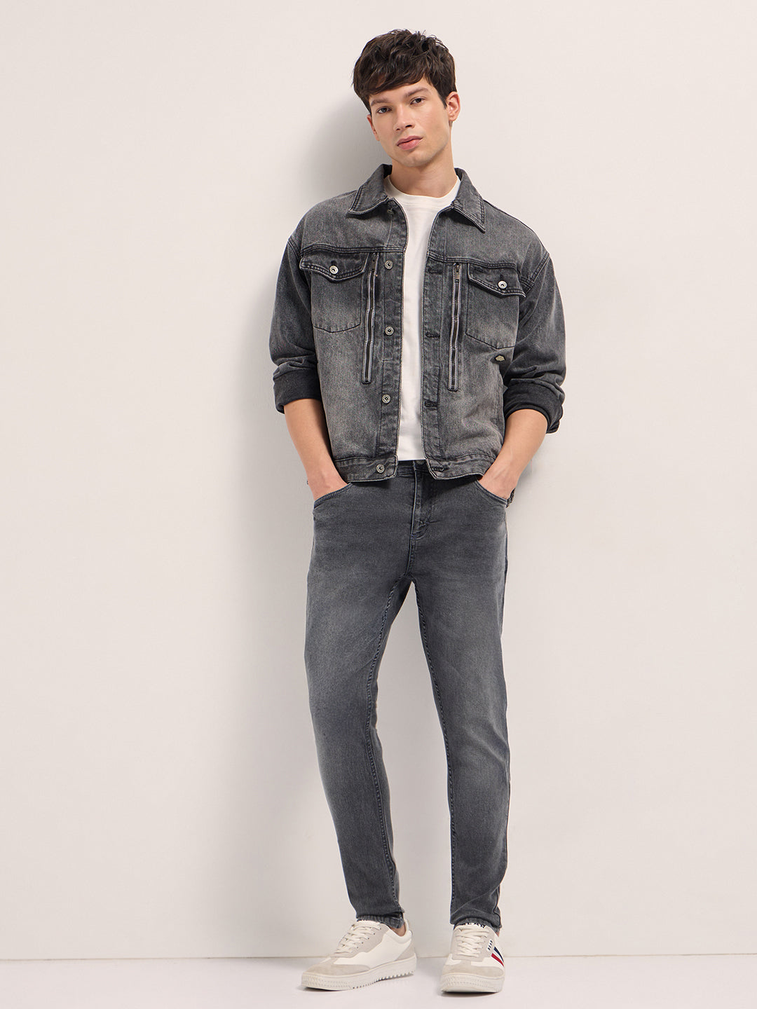 Grey Mid-Rise Skinny Fit Jeans with Light Fade