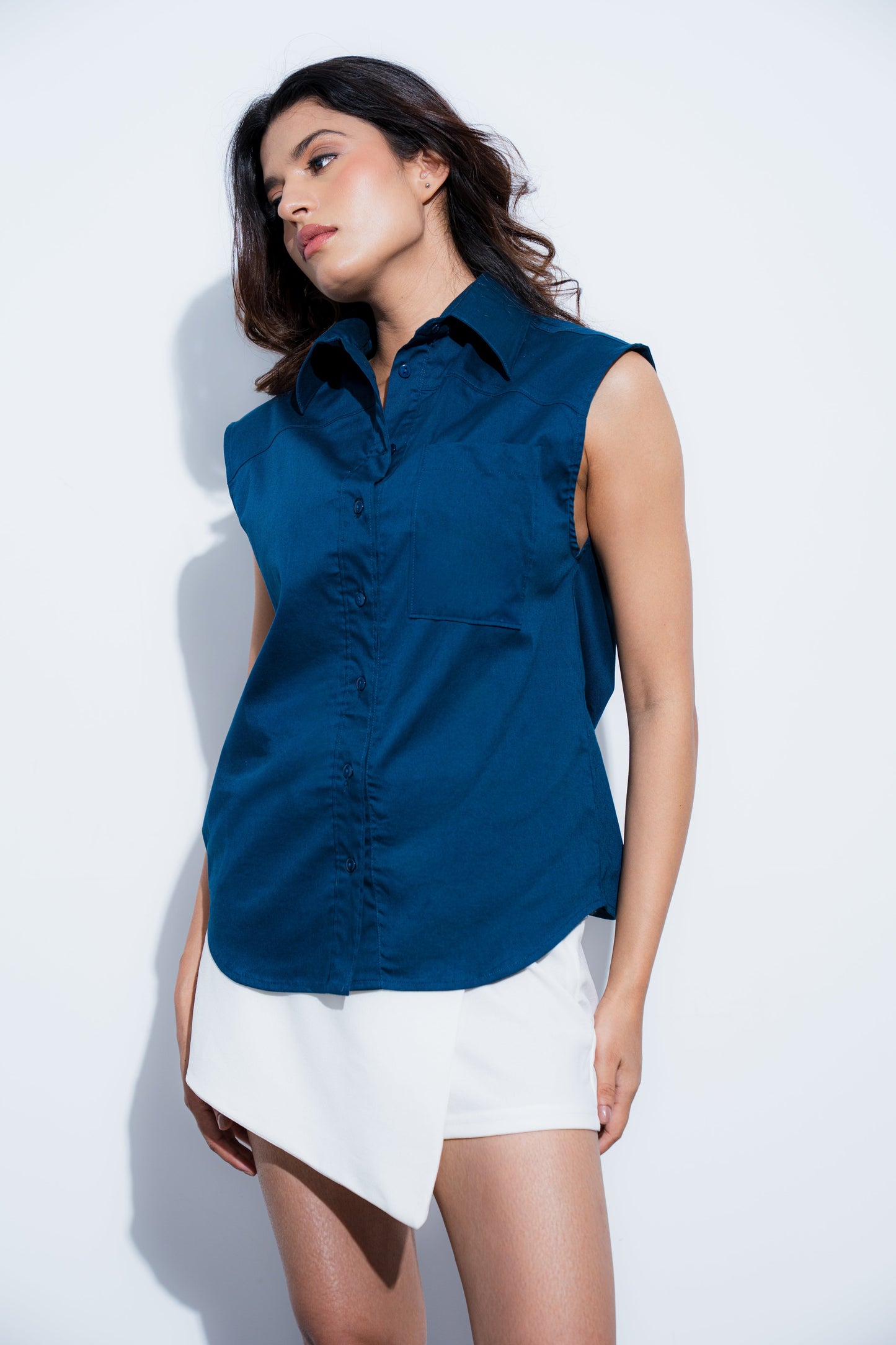 Sleeveless Poplin Shirt