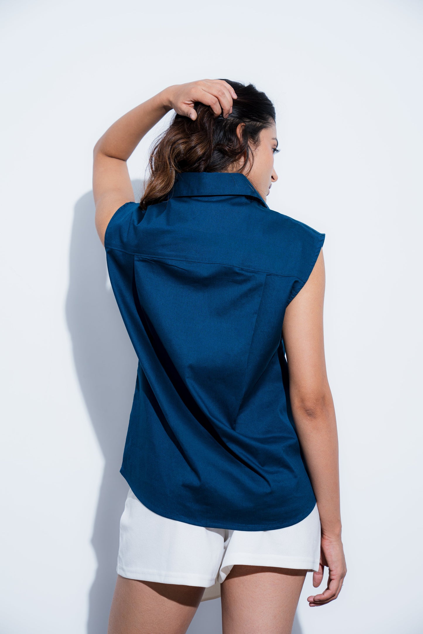 Sleeveless Poplin Shirt