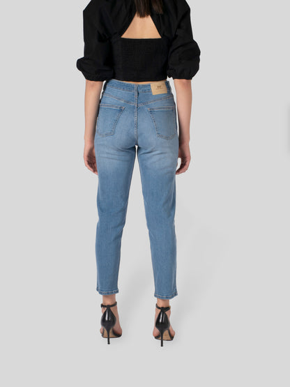 Straight Fit Demin Jeans For ladies