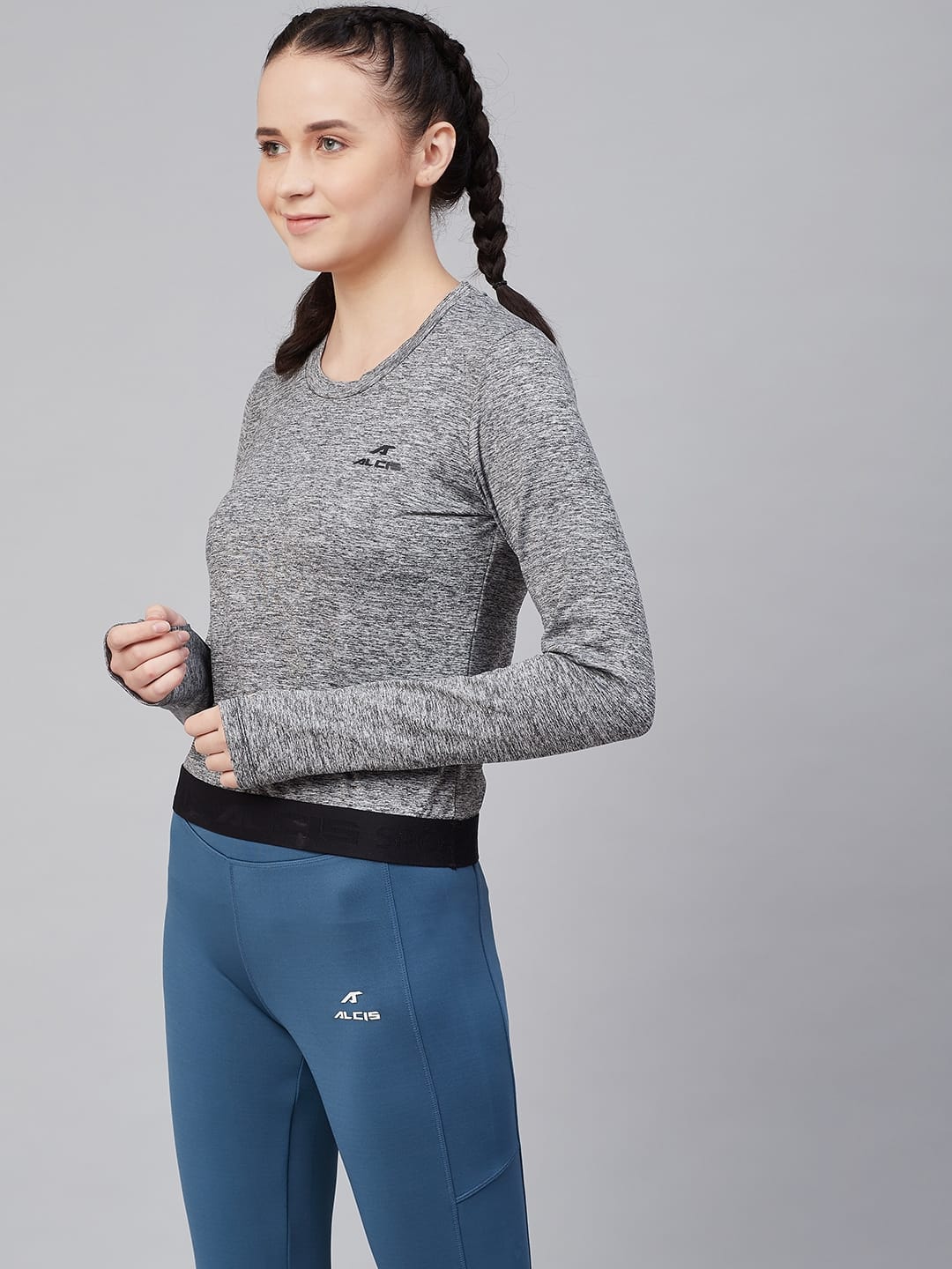 Alcis Women Grey Melange Solid Round Neck Training T-shirt