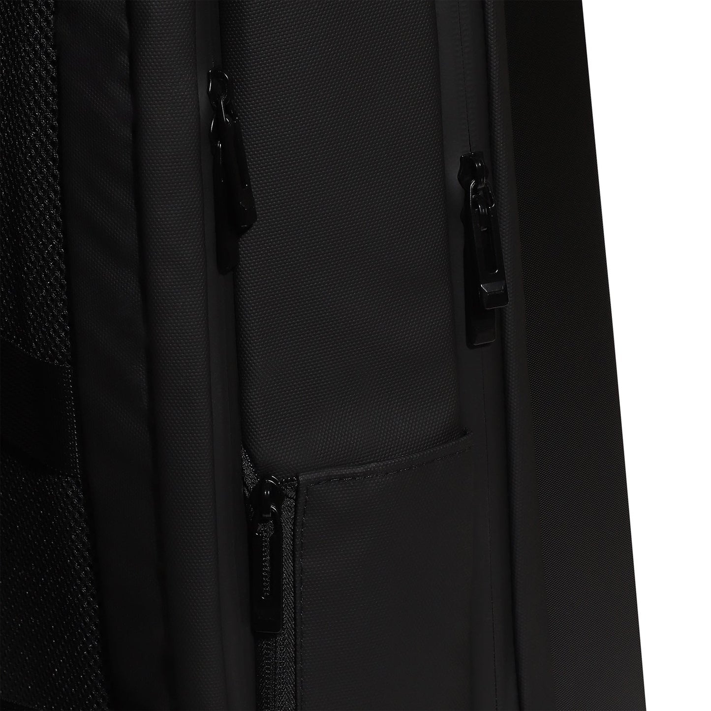 The Urban Nomad Backpack - Obsidian Black