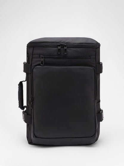 The Traveller's Guide Backpack - Midnight Black