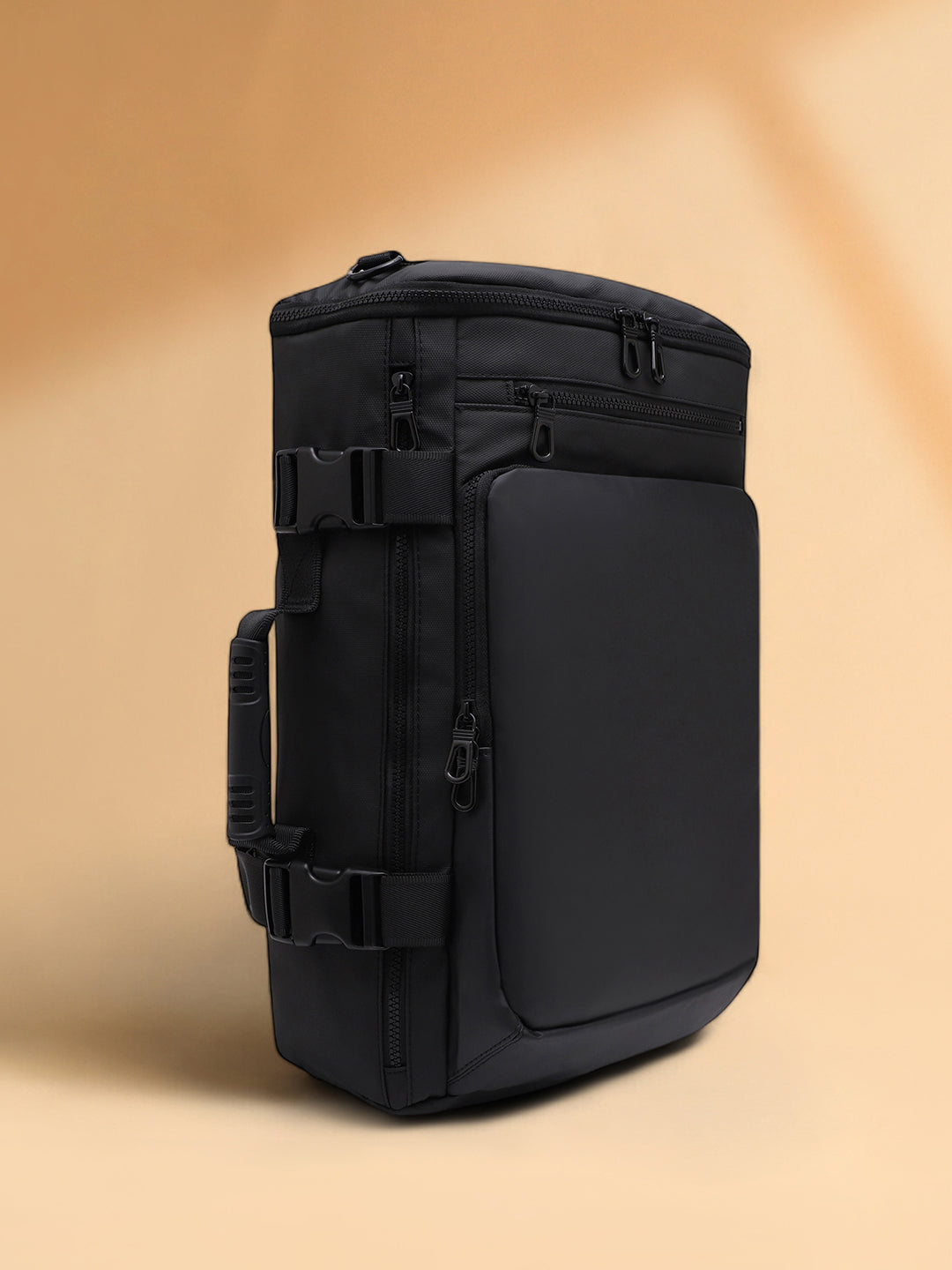 The Traveller's Guide Backpack - Midnight Black
