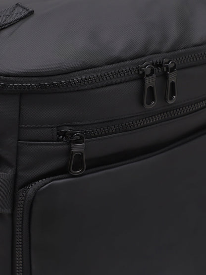 The Traveller's Guide Backpack - Midnight Black