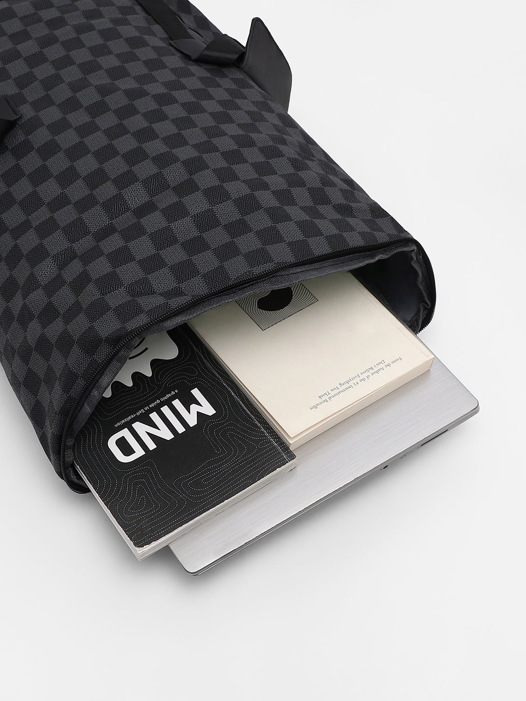 The Metro Guide Backpack - Onyx Black