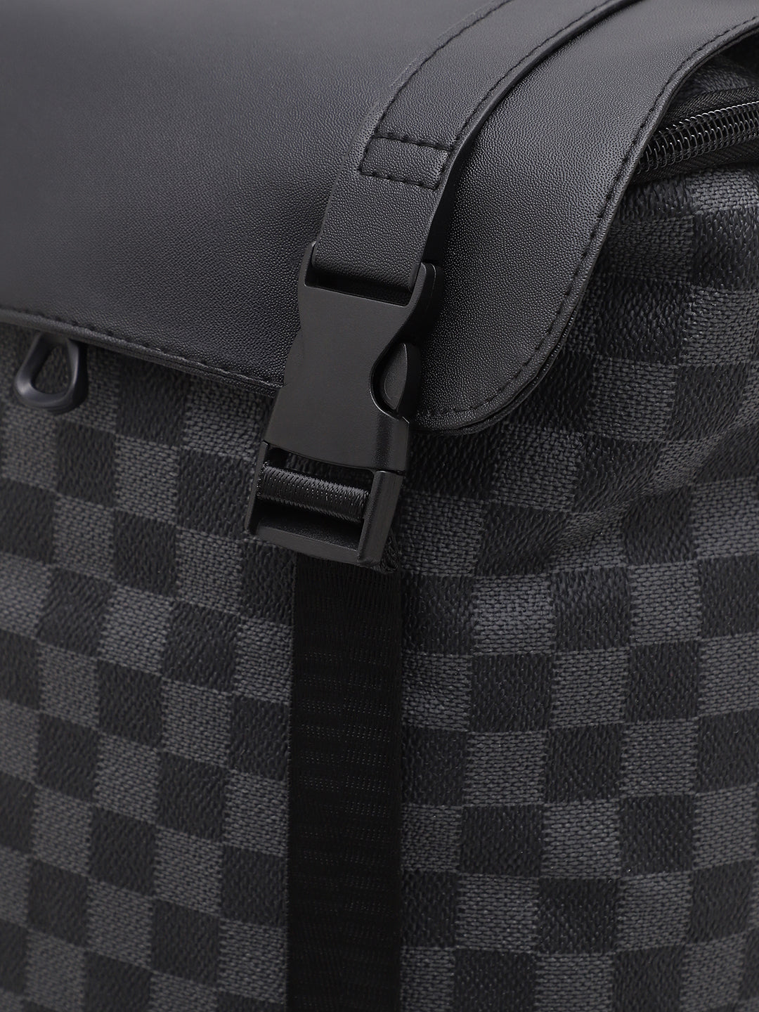 The Metro Guide Backpack - Onyx Black