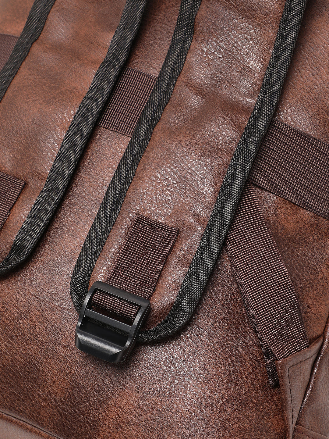 The Daypack Backpack - Chocolate Brown