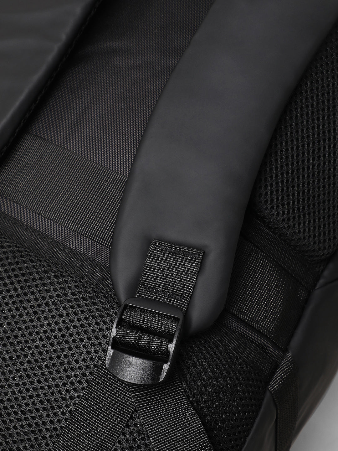 The Modifier Backpack - Onyx Black