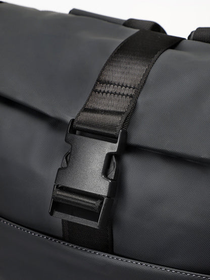 The Metron Backpack - Onyx Black