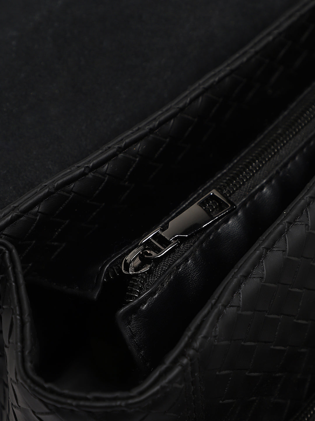 The Métropolitain Backpack - Onyx Black