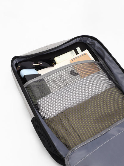 The Travel Mate Backpack - Moon Grey:Onyx Black