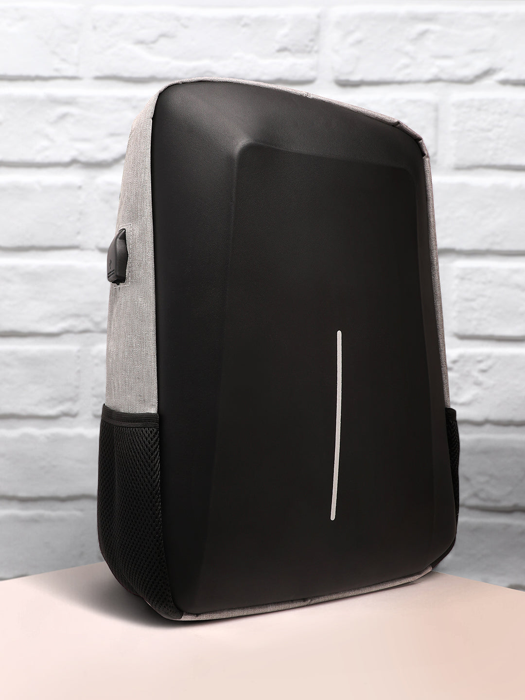 The Travel Mate Backpack - Moon Grey:Onyx Black