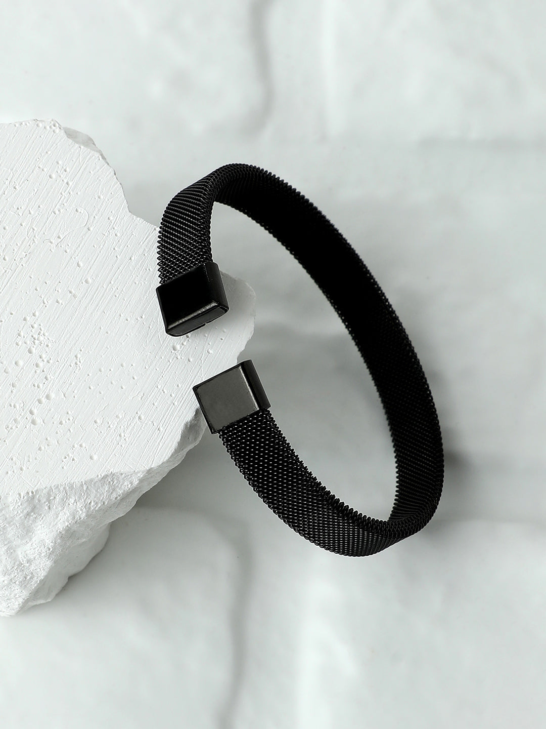 The Mesh Cuff Bracelet