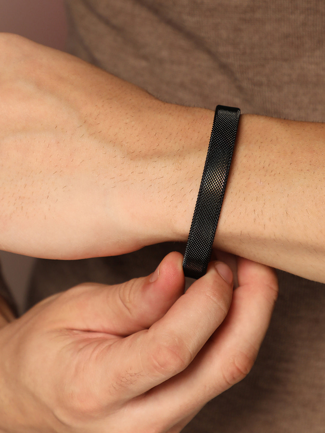 The Mesh Cuff Bracelet