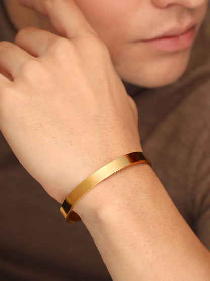 The Minimal Cuff Bracelet