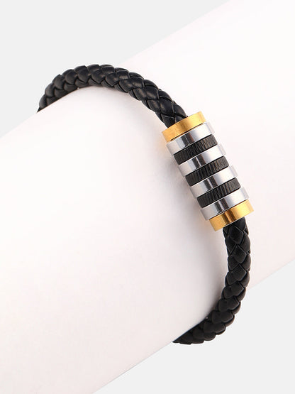 The Braided Leather Bracelet