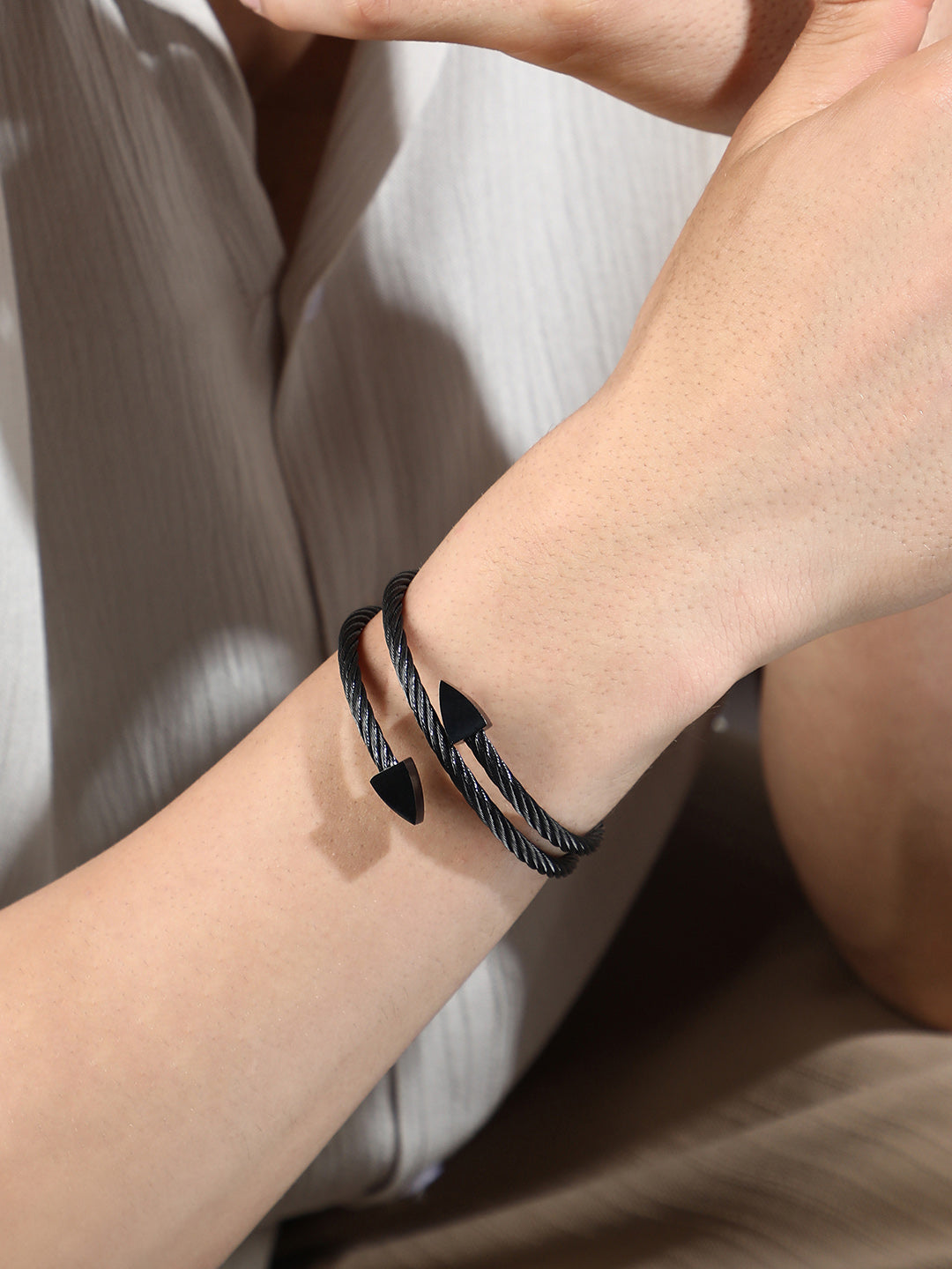 The Rope Wrap Bracelet - Onyx Black