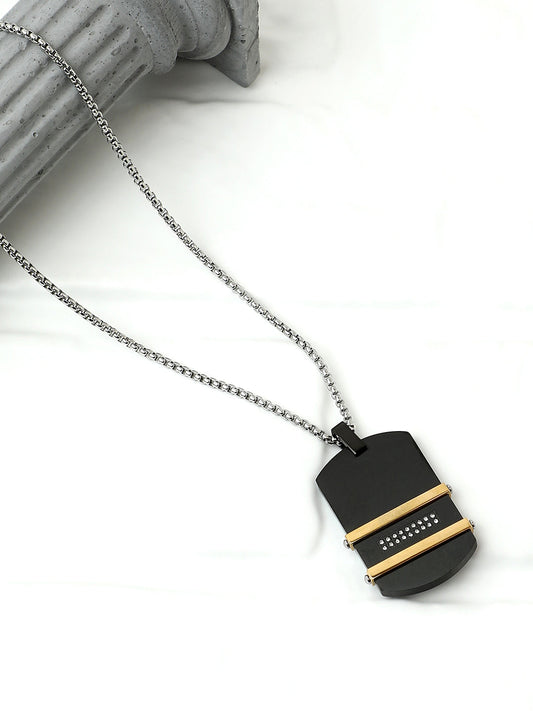 The Lined Plate Pendant Necklace
