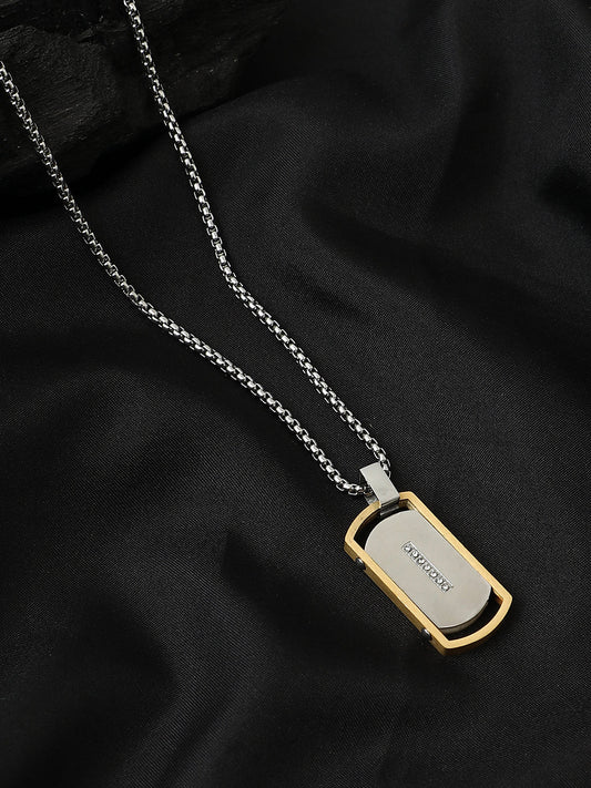 The Embellish-Lined Plate Pendant Necklace