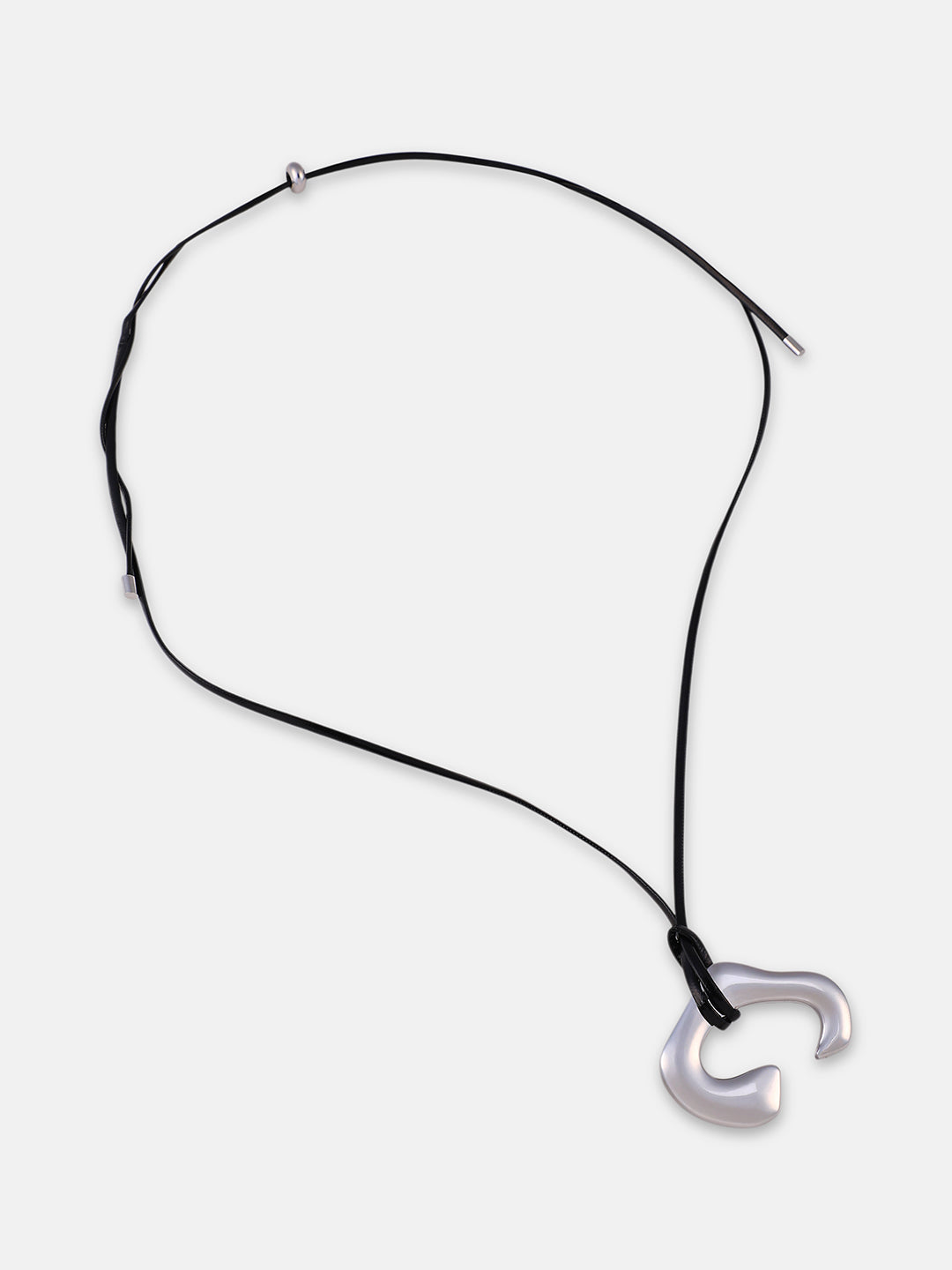 The Dallas Pendant Necklace Metallic Silver