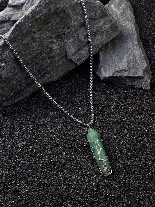 The Veined Crystal Pendant Necklace