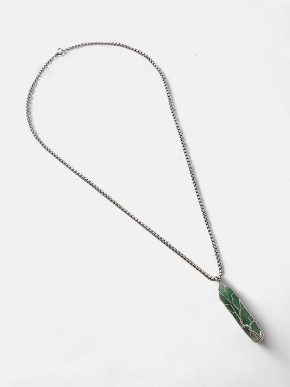 The Veined Crystal Pendant Necklace