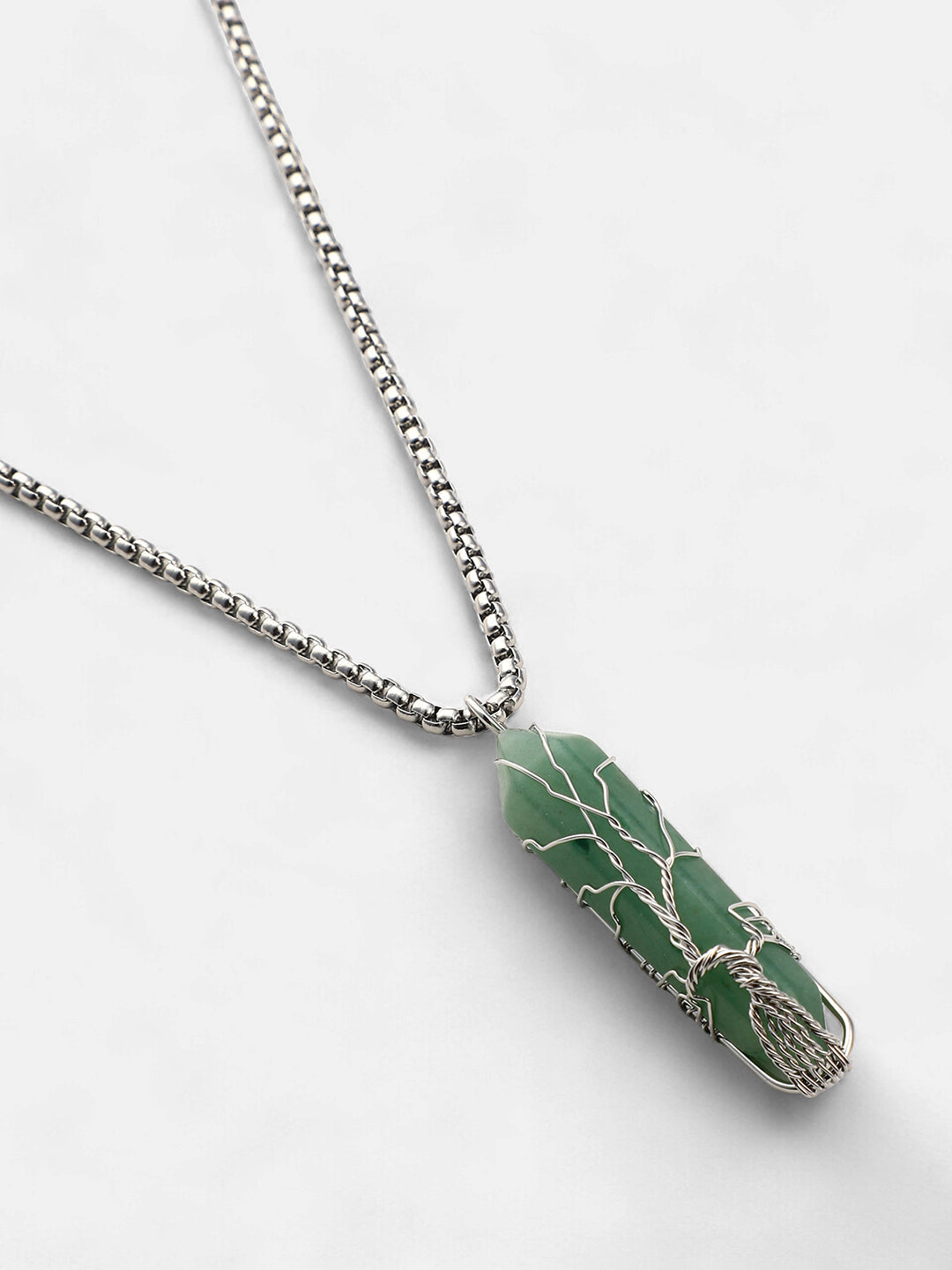 The Veined Crystal Pendant Necklace