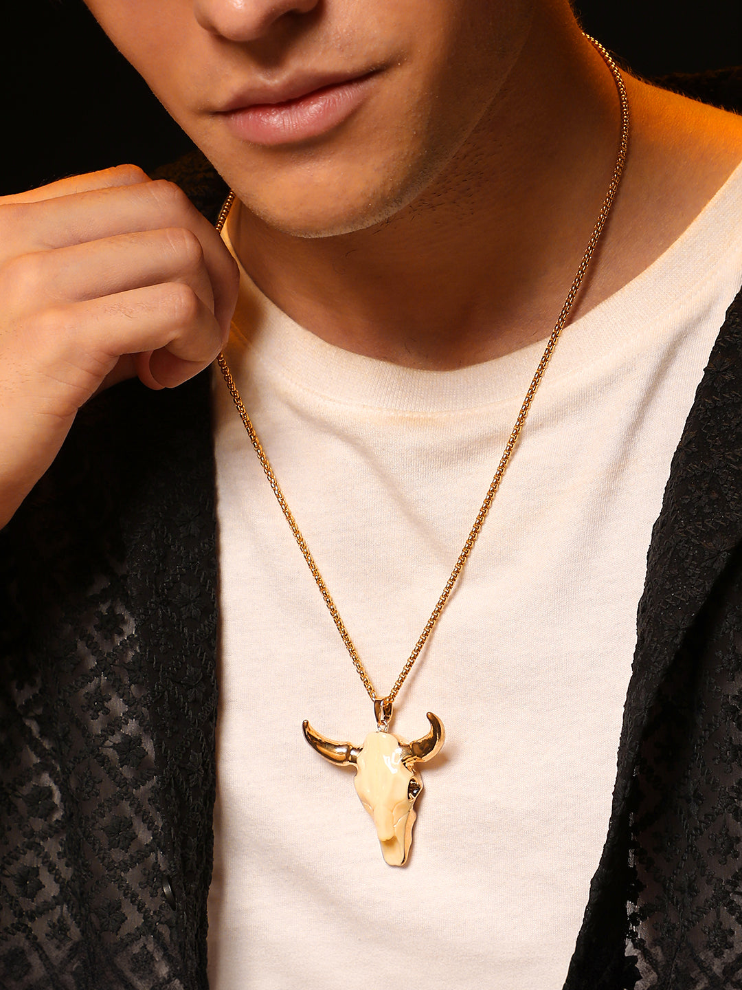 The Longhorn Pendant Necklace