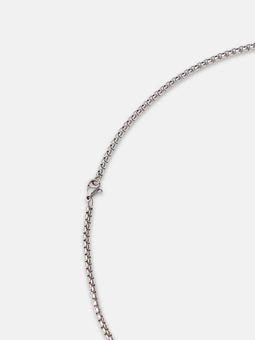 The Compass Pendant Necklace - Metallic Silver
