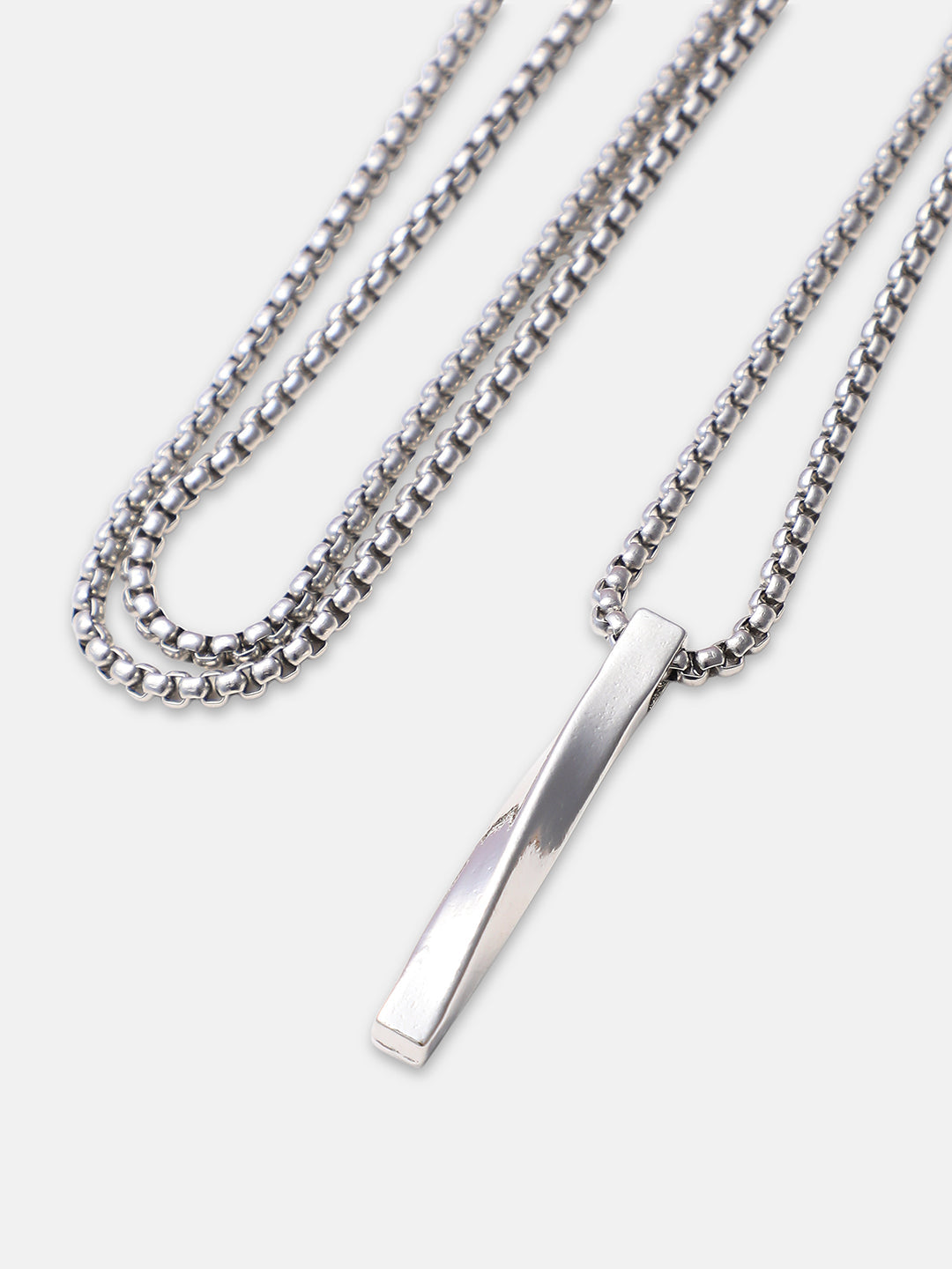 The Twisted Pendant Necklace - Metallic Silver